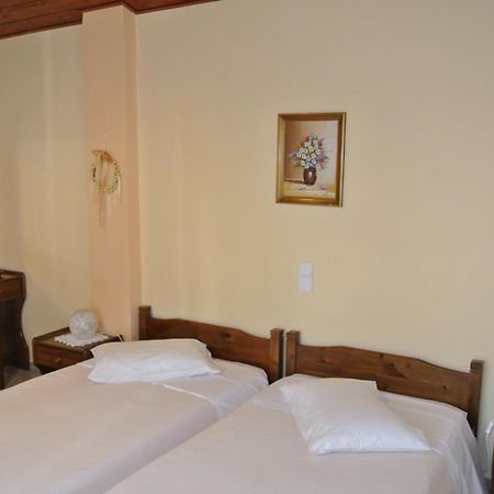 Meltemi Aparthotel Batsi  Exterior photo