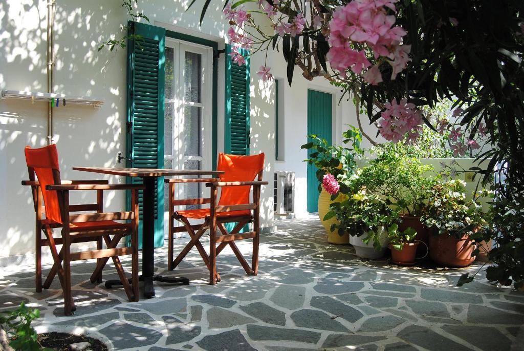 Meltemi Aparthotel Batsi  Room photo