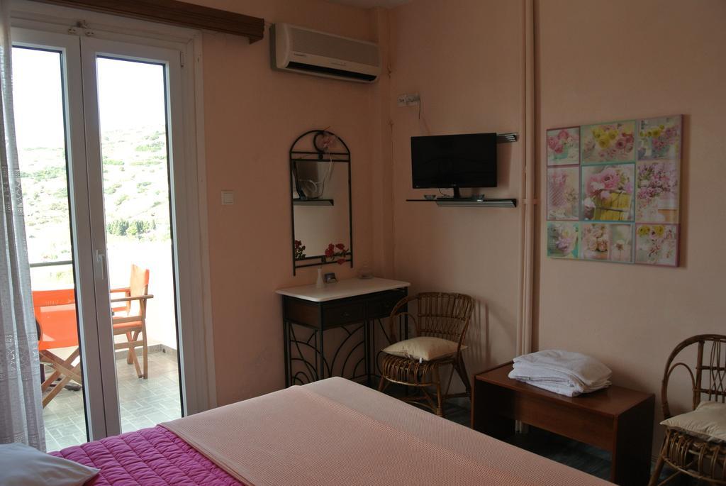 Meltemi Aparthotel Batsi  Exterior photo