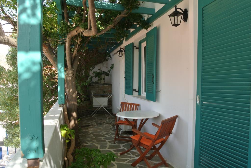 Meltemi Aparthotel Batsi  Exterior photo