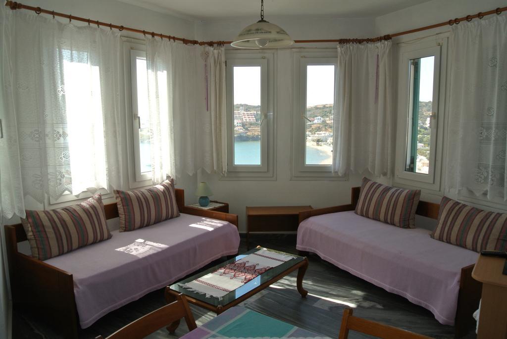 Meltemi Aparthotel Batsi  Exterior photo